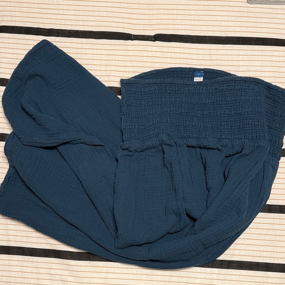 Old Navy Women's Maxi Skirt in Dark Blue